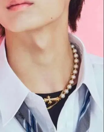 스도 야마토 착용 lucliss 라클리스 목걸이 necklace