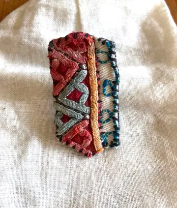 아치코치 배치 귀걸이 귀장식