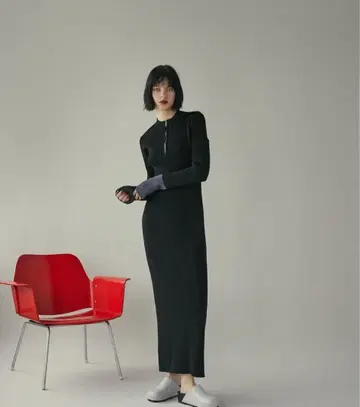 RIM.ARK 림아크 Zip up cocoon OP 니트 원피스