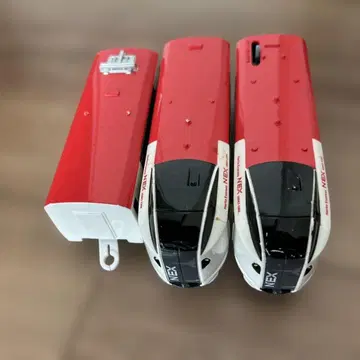 NEX 프라레일 3량 편성 빨흰