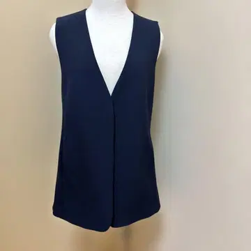 MICHEL KLEIN 네이비 V넥 슬리브리스 베스트