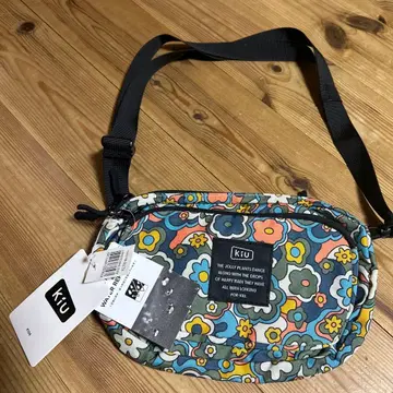 Kiu 꽃무늬 숄더백