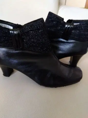 블랙 가죽 패브릭 부티