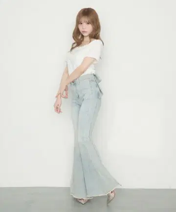 TITTY&CO. 백리본 데님 팬츠