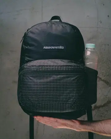 meadowphysics grasshopper black