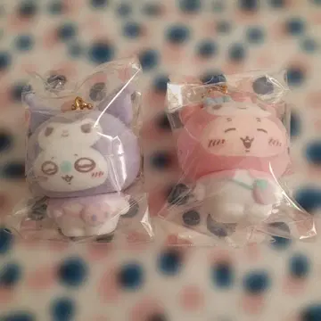 [ 치이카와 ] 산리오 콜라보 플로키 마스코트 참 세트 모몽가 & 헌책방