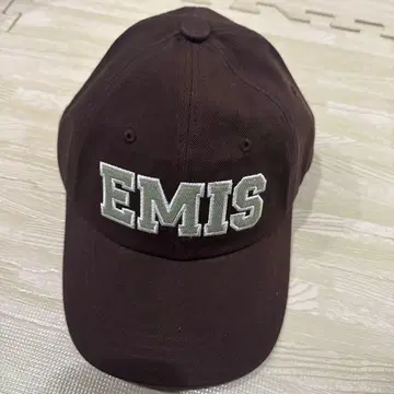 새상품 EMIS 자수 브라운 캡 E17-24 한국 한정판