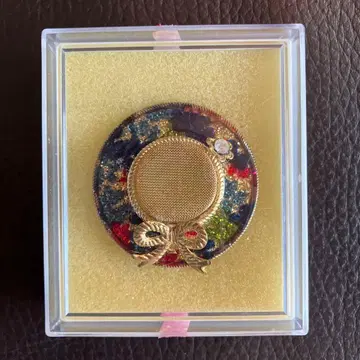 앤티크 햇 리본 모티브 브로치