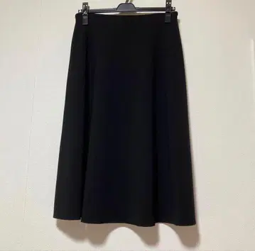 [ 새상품 ] 엠프리미어 BLACK 스커트 블랙