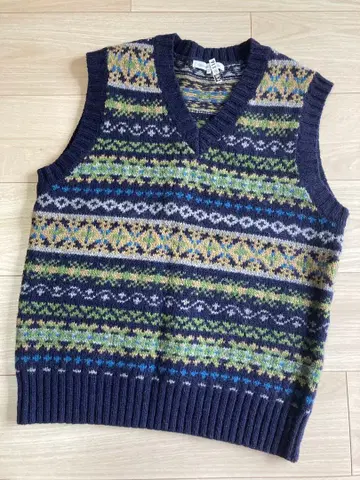 그린 라벨 릴랙싱 니트 베스트