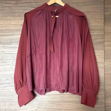 UNITED TOKYO 블라우스