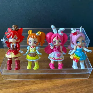 키라키라 프리큐어 아라모드 프리큐토 4개 세트