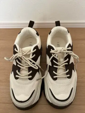 mysacloset 통굽 스니커즈 브라운 LL