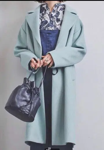 유나이티드 애로우즈 롱 테일러드 코트 라임