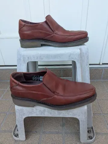 Dr. Martens uk7 26cm 로퍼