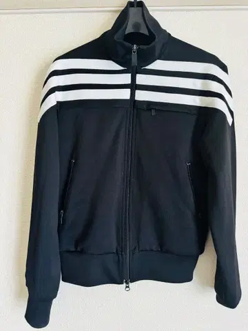 Y-3 스트라이프 디자인 자켓