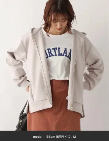 라이트 쿠션 ZIP 후드티