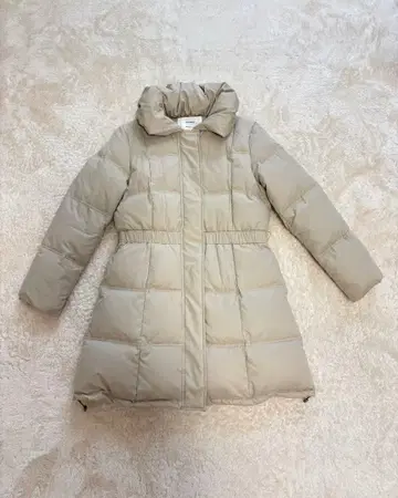 새상품급 PLST 베이지 다운 70% 코트