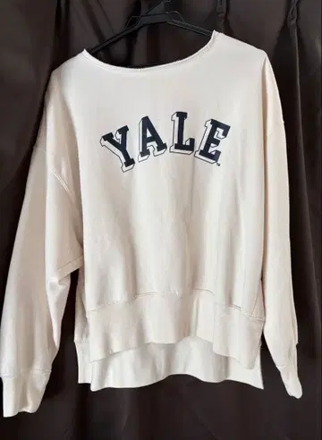Yale 로고 오버 사이즈 맨투맨 M~L 사이즈 정도