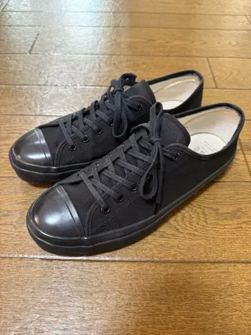 Still By Hand 문스타 스니커즈 27cm