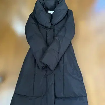 PECA 블랙 롱 다운 자켓 벨트 포함