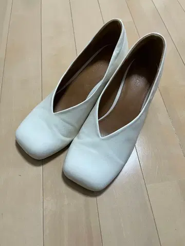 Mila Owen 아이보리 하이힐 펌프스 37