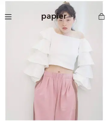 papier 파피에 프릴 크로스 블라우스 티어드 슬리브 크롭