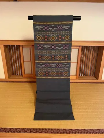 류큐 꽃 직조 나고야 오비 그레이 자수 기하학 패턴