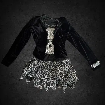 Y2K 그런지 표범 무늬 벨로아 긴팔 티셔츠 스컬 스커트 세트 판매