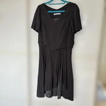 블랙 원피스 (샹브르 드 샴)