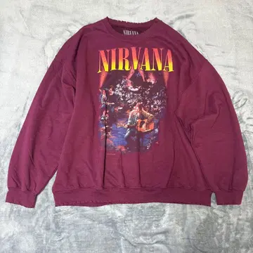 Nirvana 트레이닝복