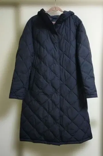 새상품급 유니클로 퍼프 테크 롱 코트 릴랙스 핏 블랙 Lsize