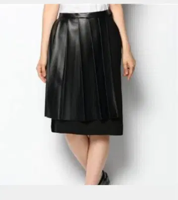 I am I 도킹 가죽 스커트