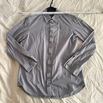 그레이 플리츠 긴팔 셔츠