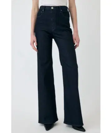 25년 AW 신상 ADVANCED LONG LEG FLARE moussy