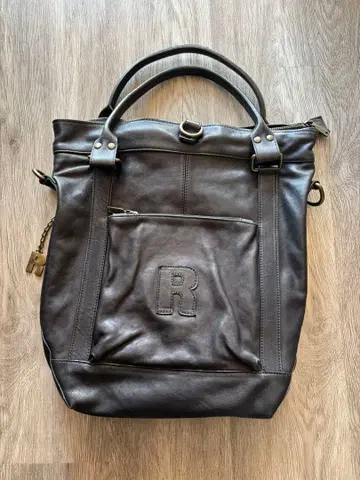 루코라인 가죽 백팩