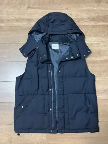 THE SHOP TK 네이비 후드 부착 다운 베스트