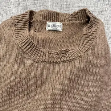 J.S.HOMESTEAD 데미지 니트 스웨터