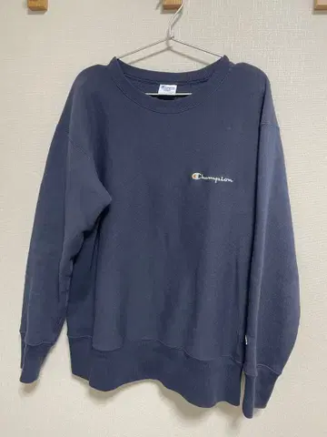 Champion 맨투맨 L 네이비 리버스 위브 26094