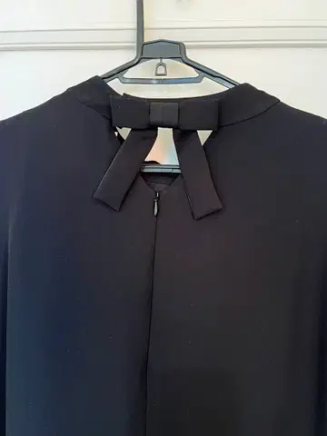 미사용 새상품 로즈 티아라 블랙 하이넥 민소매 원피스 백리본 42