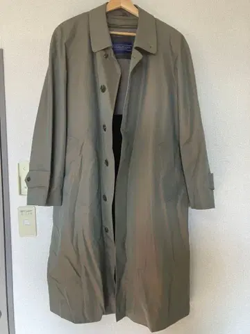 Gieves & Hawkes 스텐카라 코트 그레이