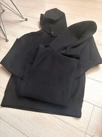 2장 세트 이번 시즌 미사용 GU 헤비 웨이트 후드티