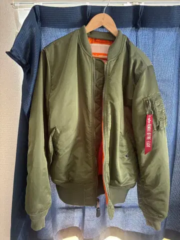 알파 인더스트리즈 MA-1 플라이트 자켓 올리브 그린