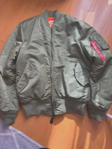 ALPHA INDUSTRIES MA-1