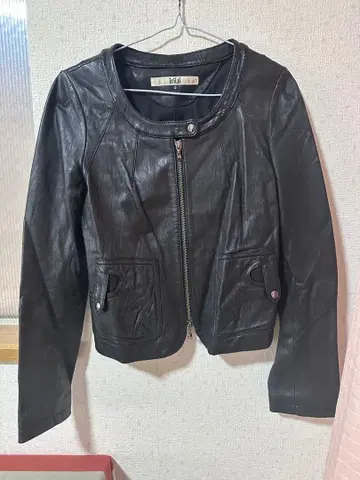 블랙 가죽 자켓