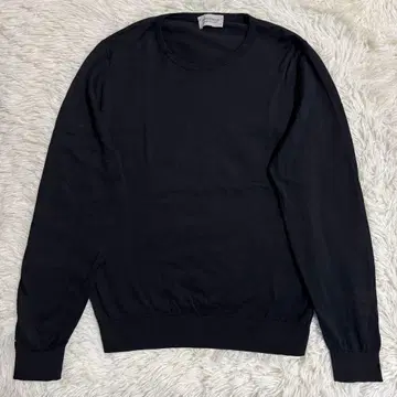 [ 새상품급 ] 존스메들리 하이 게이지 니트 스웨터 블랙 M 사이즈