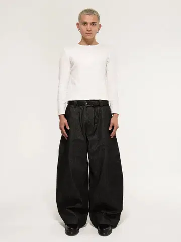 Bante Japanese Selvedge Curved-Leg Jeans