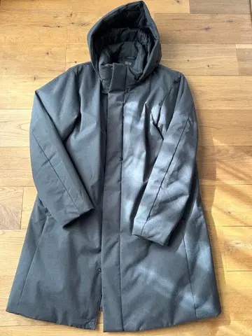 유니클로 하이브리드 다운 코트