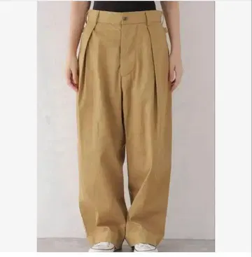 미사용 ES:S IN-TUCK BAGGY PANTS