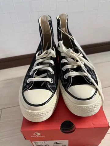 미사용 새상품 한국 구매 컨버스 척테일러 23.5cm